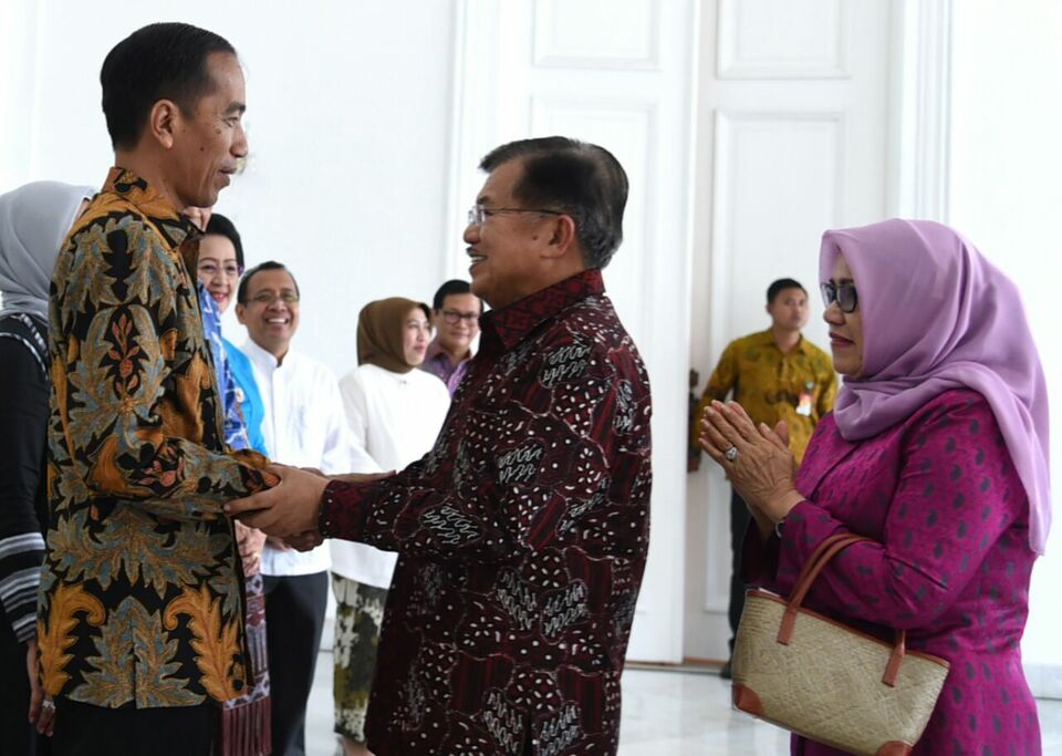 Jusuf Kalla is seen as an ideal running mate for President Joko 'Jokowi' Widodo in next year's presidential election. (Photo courtesy of Presidential Palace/Rusman)