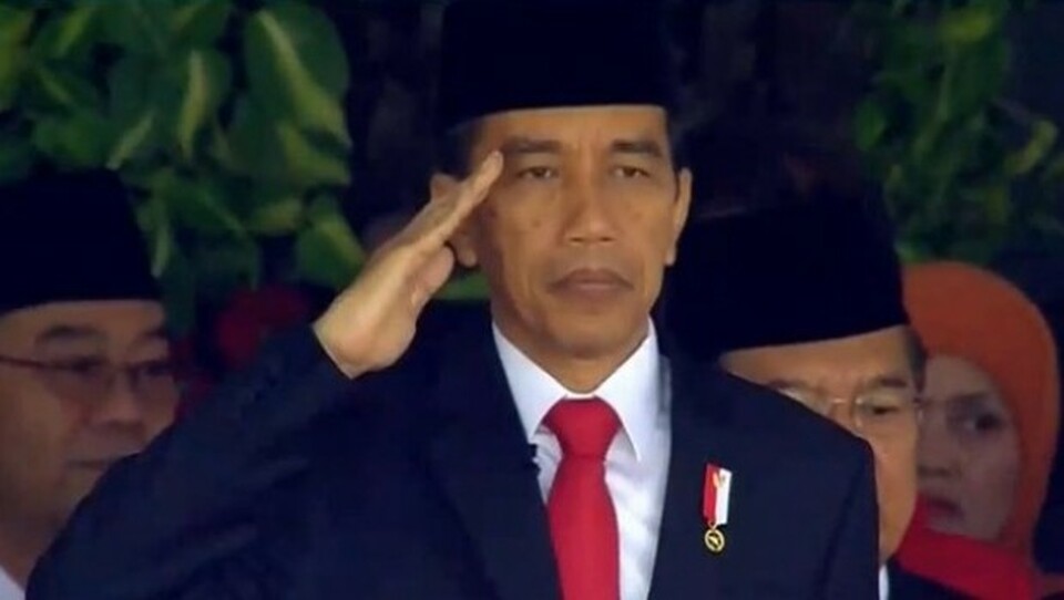 More than half of all Indonesians want President Joko 'Jokowi' Widodo to be re-elected in the 2019 presidential election, according to a survey released on Wednesday (22/03).(Footage taken from BeritaSatu TV)