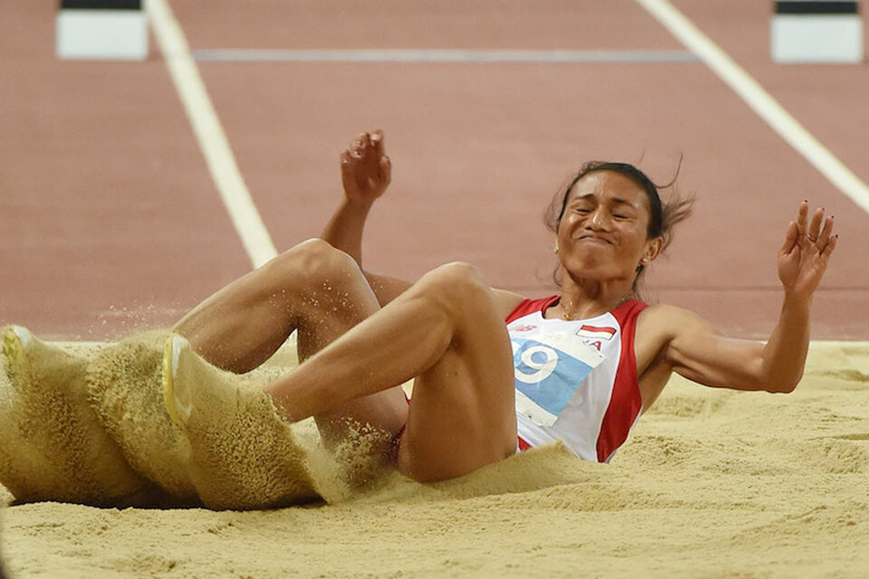 Indonesia's long jumper Maria Londa has just recovered from fever and is ready for the game at Rio Olympics 2016. (Antara Photo/Wahyu Putro A.)