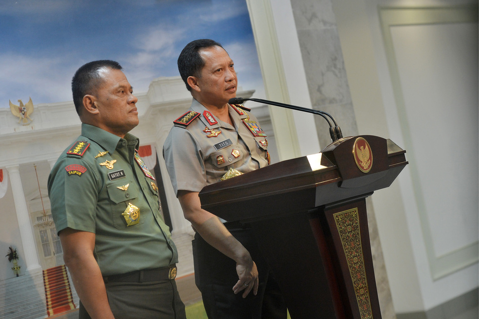 Indonesian Military chief Gen. Gatot Nurmantyo, left, and National Police chief Gen. Tito Karnavian.  (Antara Photo/Yudhi Mahatma)