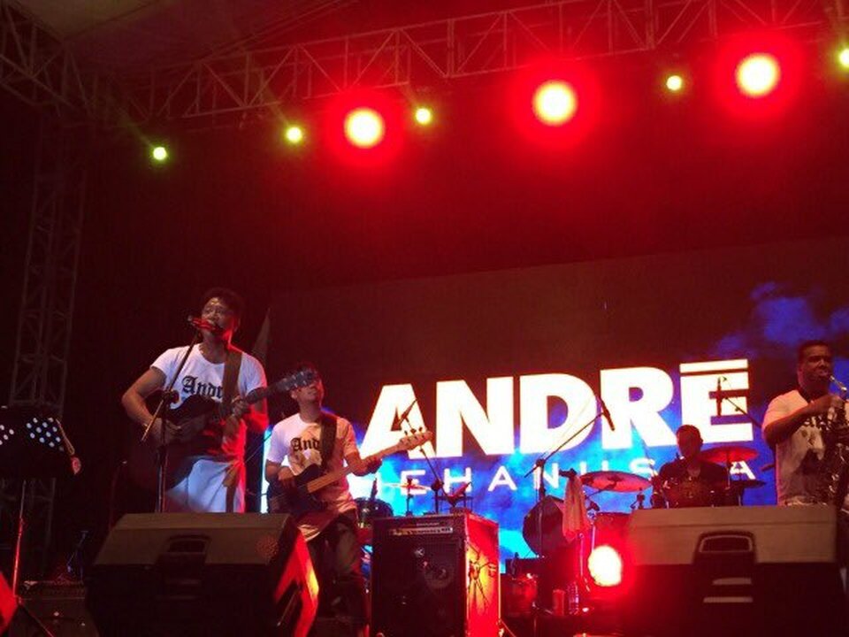 Andre Hehanusa at Makassar Jazz Festival 2016. (Photo Courtesy of Makassar Jazz Festival)