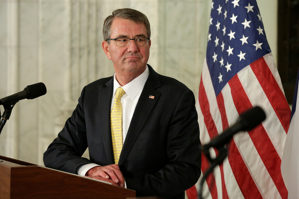 US Defense Secretary Ash Carter makes his last scheduled trip to Asia next week, and he will try to sooth anxieties caused by Donald Trump's election, US officials said.  (Reuters Photo/Joshua Roberts)