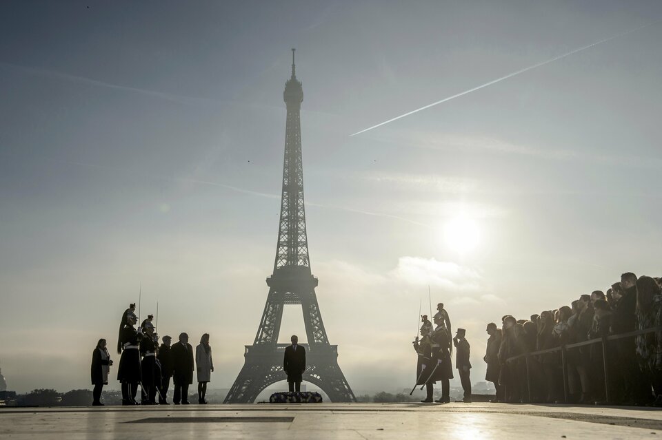 France's tourism development agency Atout France launched a new social media campaign called 'Winter in France' on Tuesday (05/09) to boost Indonesian tourist visits to France. (Reuters Photo/Christophe Petit Tesson)