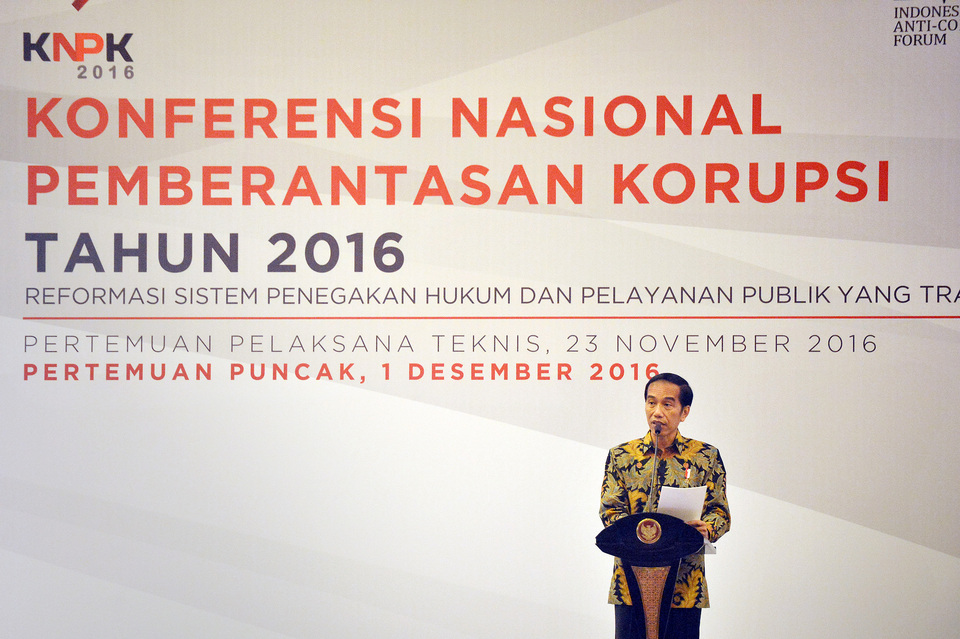 President Joko Widodo at the National Conference on Eradicating Corruption in Jakarta on Thursday (01/12). (Antara Photo/Yudhi Mahatma)