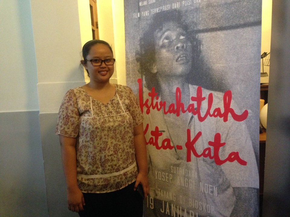 Wiji Thukul's daughter, Fitri Nganthi Wani, at a media gathering for a new film about her father, 'Istirahatlah Kata-Kata,' in Jakarta on Sunday (08/01). (JG Photo/Lisa Siregar)