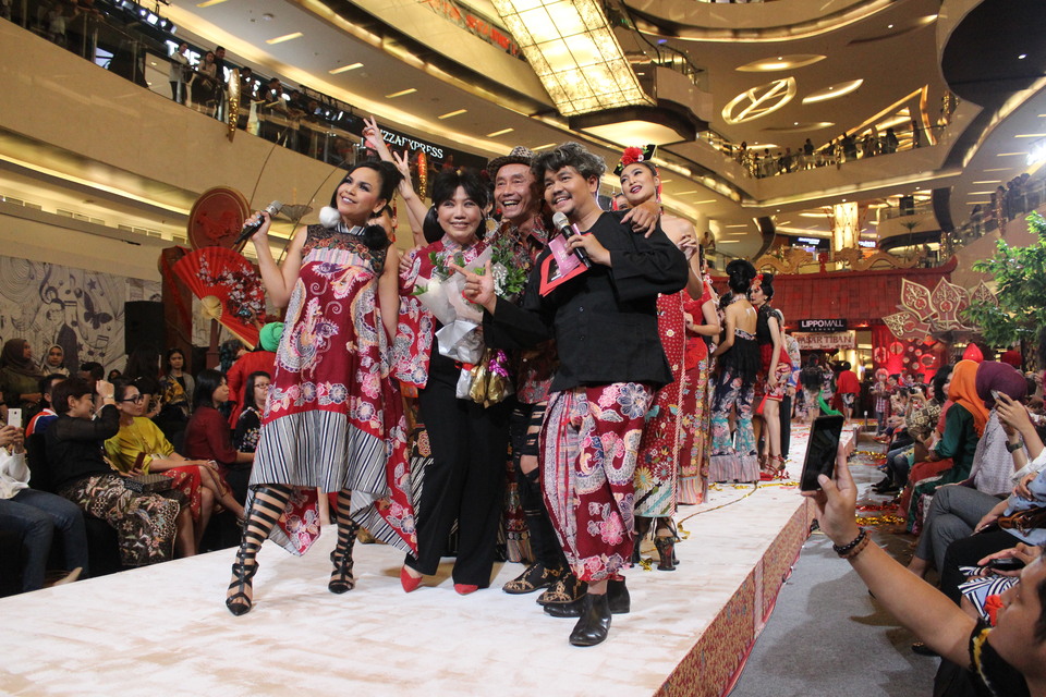 Lippo Mall Kemang, Lippo Group's flagship mall in South Jakarta, became the next stop for designer Anne Avantie's fashion show called 'Pasar Tiban' ('Tiban Market'), on Saturday (28/01).(Photo courtesy of Lippo Malls)