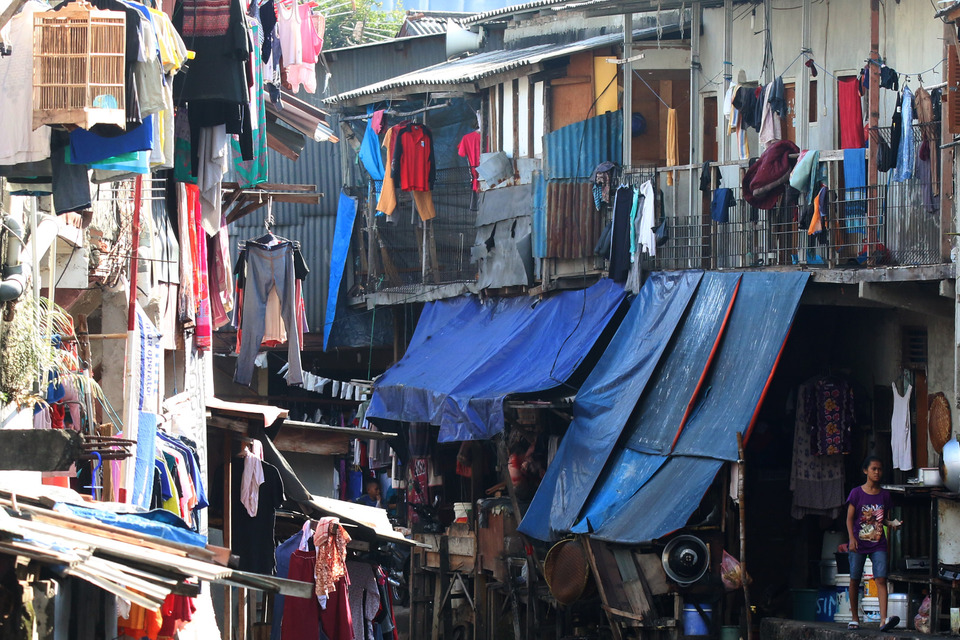 A slum in Kebun Melati, Tanah Abang, Central Jakarta on Monday (02/01). (Antara Photo/Rivan Awal Lingga)