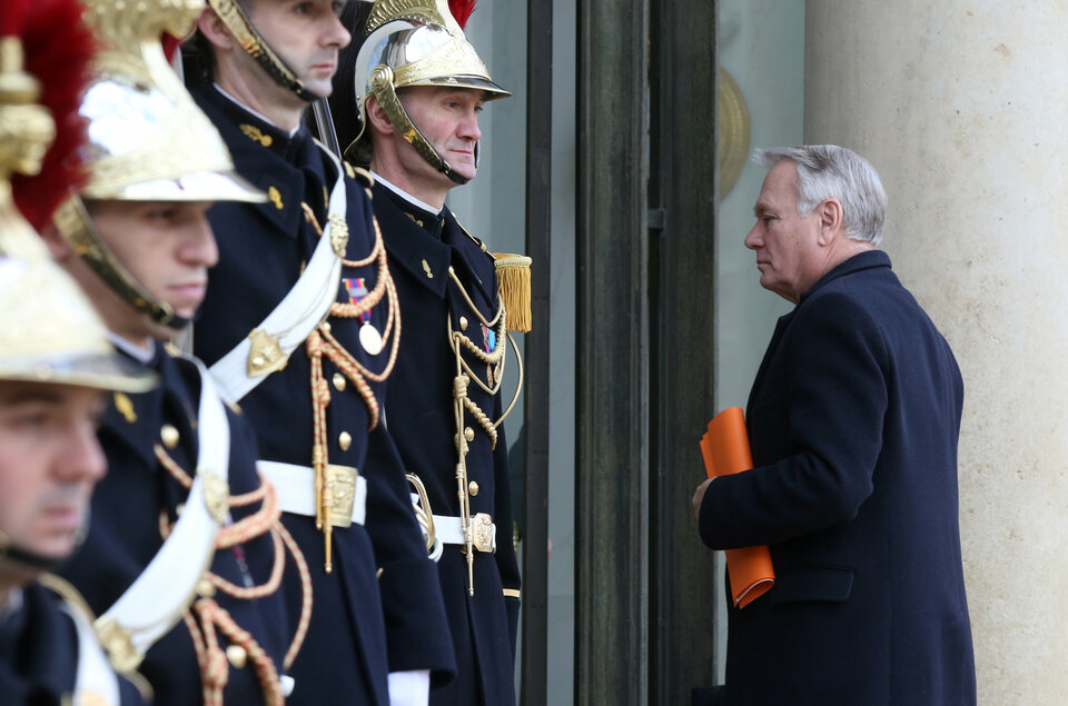 Any United States attempt to divide Europeans is doomed to fail as Washington lacks the capacity to offset the benefits the European Union offers its members, French Foreign Minister Jean-Marc Ayrault said in an interview with newspaper Journal du Dimanche on Sunday (19/02). (Reuters Photo/Jacky Naegelen)