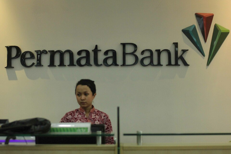 Indonesian conglomerate Astra International will not sell its stake in lender Bank Permata, the company's top executive said on Friday (24/02). (JG Photo/ Dhana Kencana)
