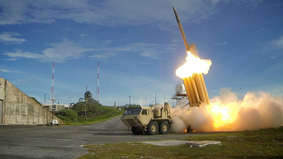 A Terminal High Altitude Area Defense (Thaad) interceptor is launched during a successful intercept test, in this undated handout photo provided by the US Department of Defense, Missile Defense Agency. (Reuters Photo/US Department of Defense, Missile Defense Agency)