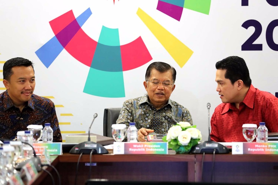 From left to right, Sports Minister Imam Nahrawi, Vice President Jusuf Kalla and Indonesian Olympic Committee Chairman Erick Thohir at a coordination meeting for the 2018 Asian Games in South Jakarta on Saturday (25/03). (Photo courtesy of the Sports Ministry)