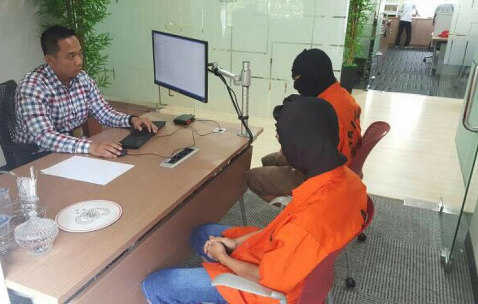 A group of teenagers and one 27-year-old hacked into Tiket.com — one of the largest online travel agents in Indonesia — and siphoned Rp 4.1 billion ($308,000) worth of airline tickets from the website, the National Police said in Jakarta on Tuesday (04/04). (BeritaSatu Photo).