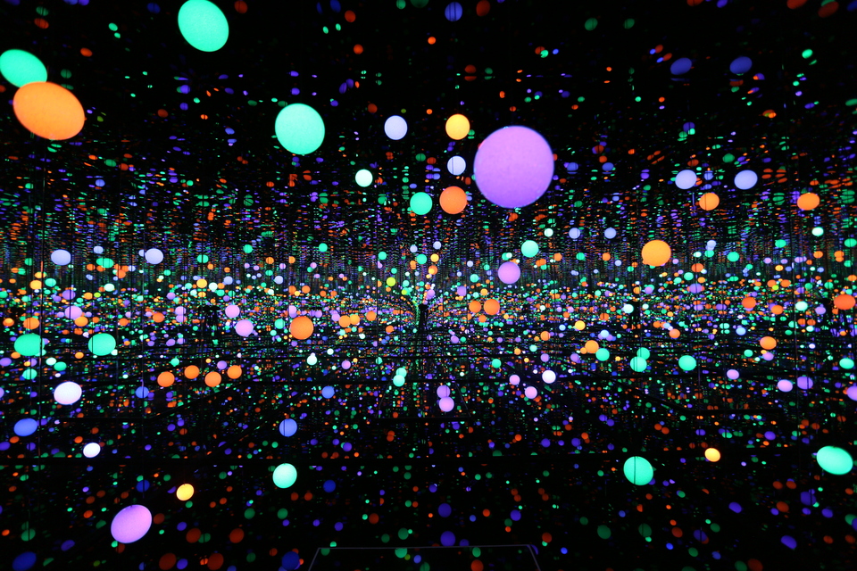 Yayoi Kusama's 2014 'Infinity Mirrored Room - Brilliance of the Souls' will be displayed at the Museum of Modern and Contemporary Art in Nusantara in November. (Photo courtesy of Macan)