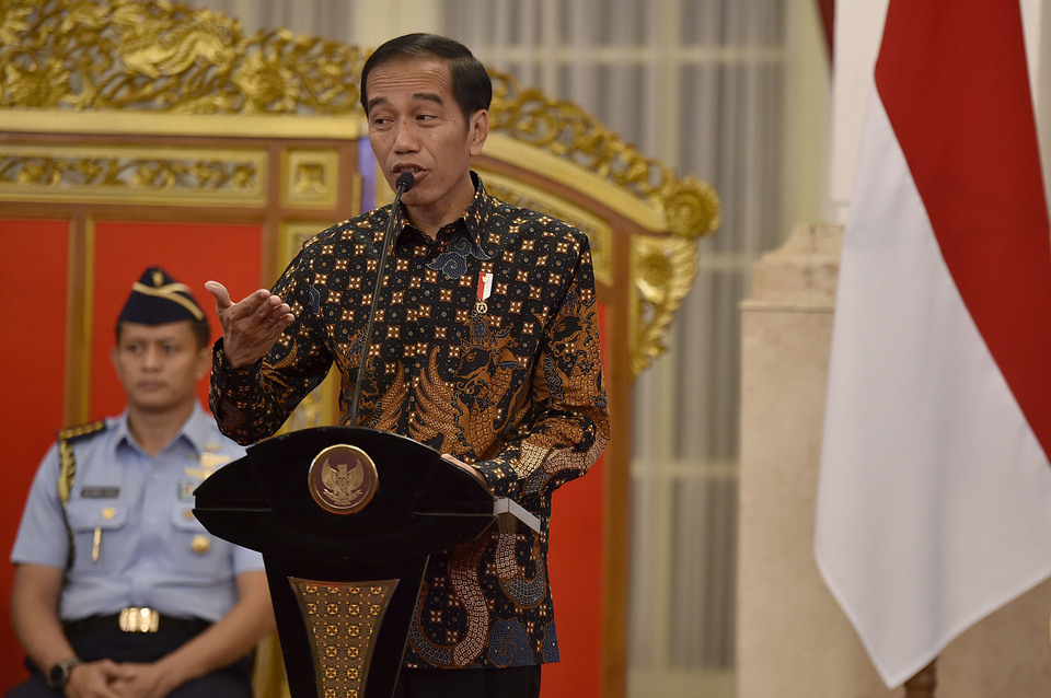 President Joko 'Jokowi' Widodo during a meeting at the State Palace in Jakarta. (Antara Photo/Puspa Perwitasari)