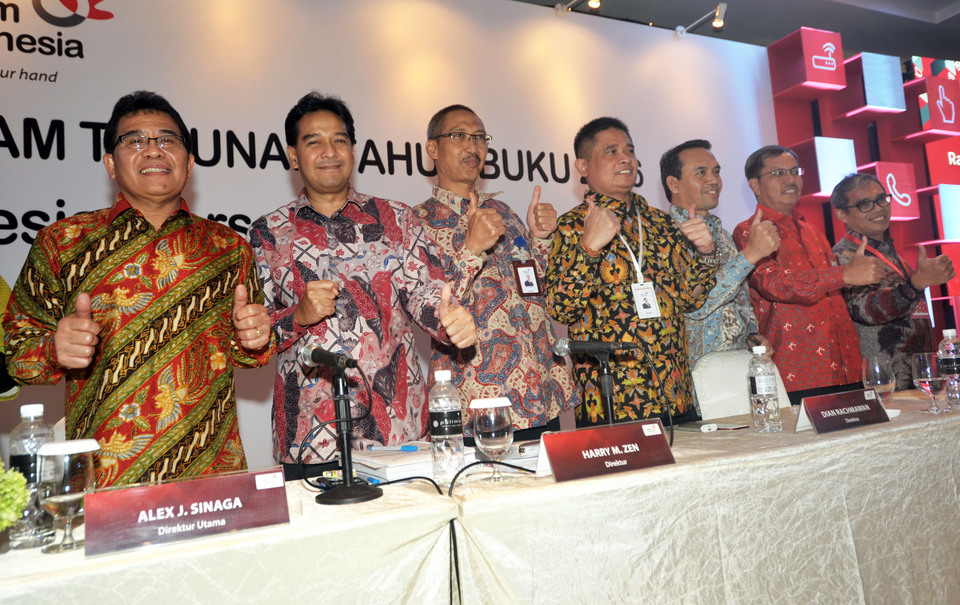 Shareholders of state-controlled Telekomunikasi Indonesia, or Telkom, approved a final dividend payout of Rp 13.5 trillion ($1 billion), or Rp 136.74 per share. (Antara Photo/Audy Alwi)