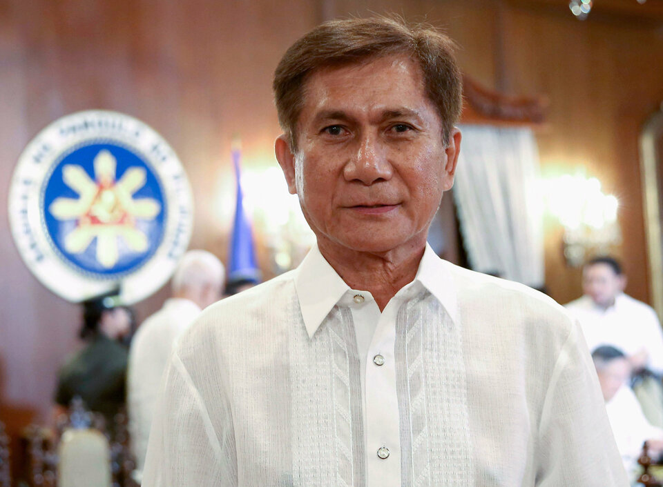 The new Philippines environment minister said on Tuesday (27/06) he may decide next month on the fate of dozens of mining operations and contracts that his predecessor ordered closed, suspended or cancelled to protect watersheds and other natural resources. (Reuters Photo)
