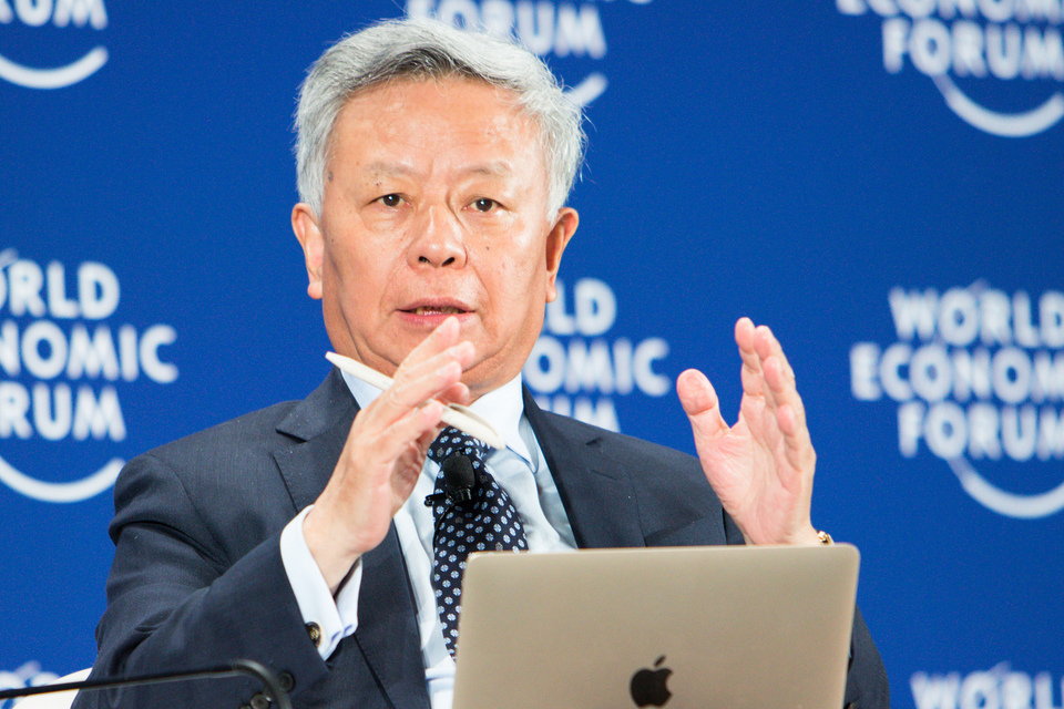 Jin Liqun, president of Beijing-based Asian Infrastructure Investment Bank, dismissed concerns of a perceived rivalry between regional development banks at a World Economic Forum event in Phnom Penh, Cambodia, on Thursday (11/05). (World Economic Forum Photo/Sikarin Thanachaiary)