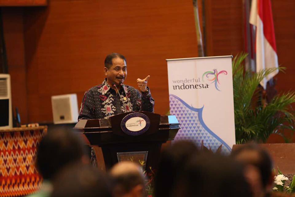 Ministry Plans to Turn Tourism Into Indonesia's Leading Sector