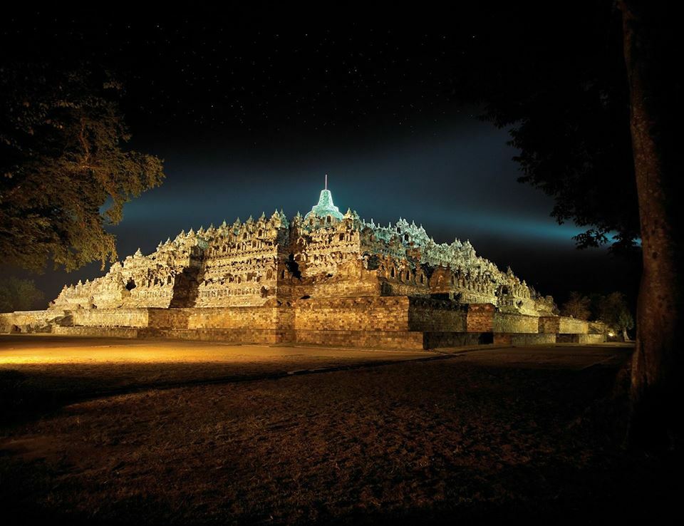 Borobudur temple in the night. (Photo courtesy of Tourism Ministry)