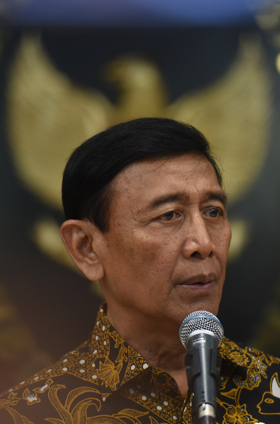 Chief Security Minister Wiranto briefed Indonesian diplomats on changing world dynamics and touched on the importance of understanding present challenges during a meeting in Jakarta on Tuesday (13/02). (Antara Photo/Akbar Nugroho Gumay)