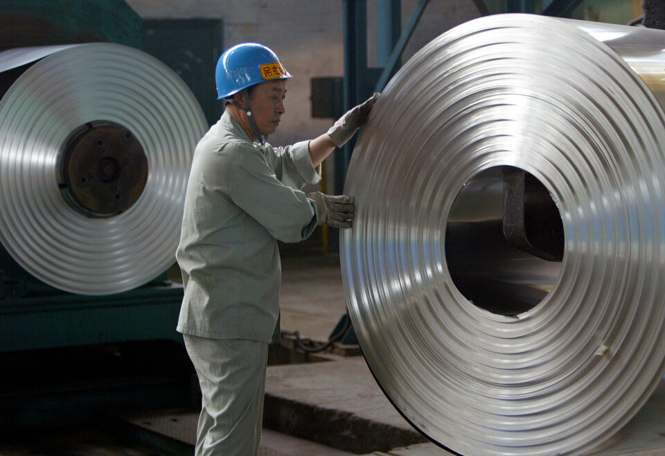 Powered by China's infrastructure push, Chinese construction steel producers are seeing their best profits in years, lording it over their high-value counterparts in a setback for Beijing's years-long drive urging steelmakers to move up the value chain. (Reuters Photo/Alfred Cheng Jin)