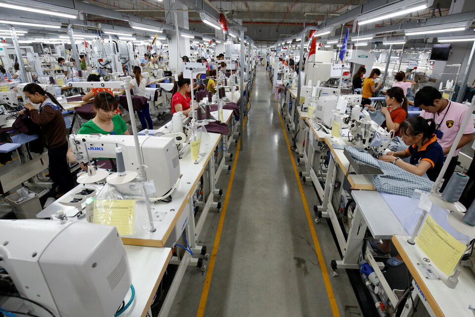West Java textile firm Trisula plans to go public in the third quarter this year and sell 20 percent of its shares to raise fresh funds and expand operations. (Reuters Photo/Kham)