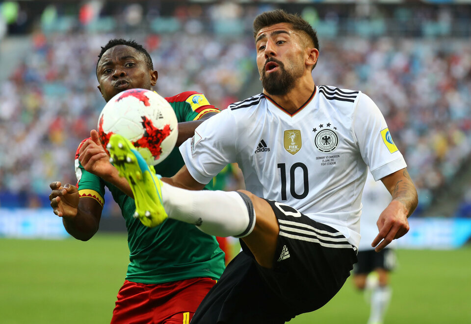 Germany eased into the Confederations Cup semi-finals with a 3-1 win over Cameroon on Sunday as the VAR system was again thrust into the spotlight when the on-field official needed two reviews of an incident to send off the correct player. (Reuters Photo/Kai Pfaffenbach)