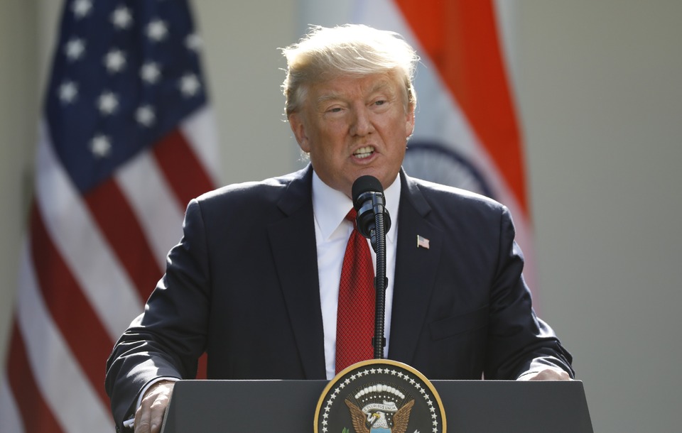 It will be President Donald Trump's turn on Monday (21/08) to address a problem that vexed his two predecessors when he details his strategy for the war in Afghanistan, America's longest military conflict. (Reuters Photo/Kevin Lamarque)