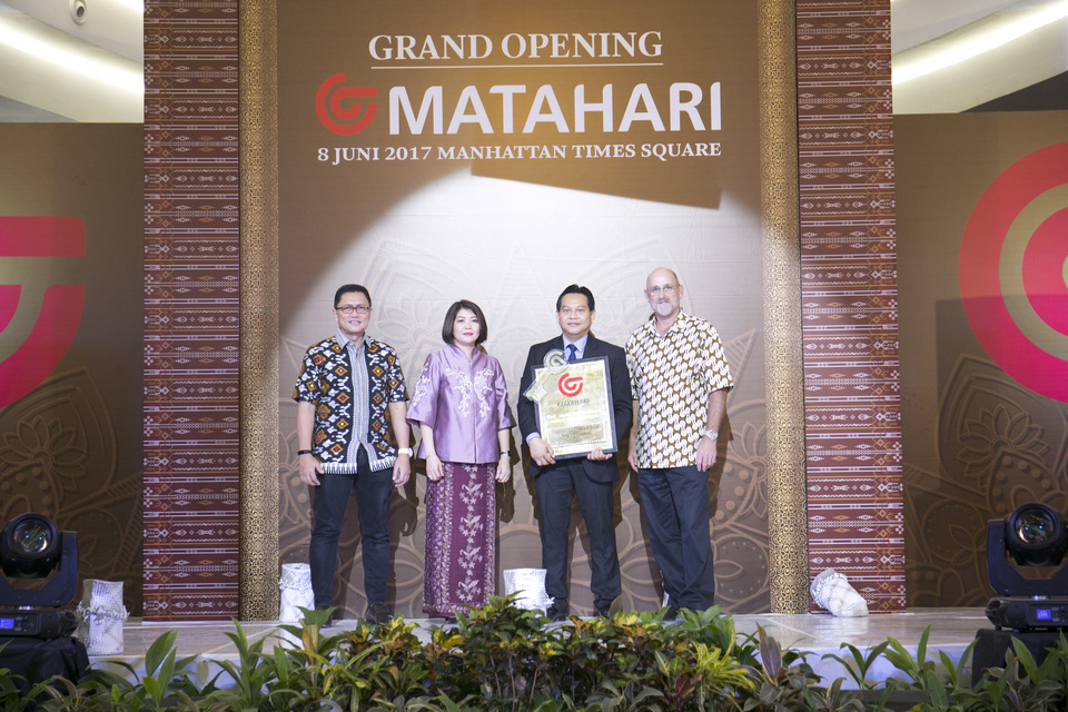 Matahari Department Store opened its fifth outlet in Medan, North Sumatra, at the Manhattan Times Square shopping mall, on Thursday (08/06). (Photo courtesy of Matahari Department Store)