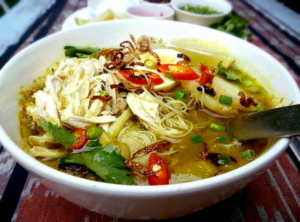 Soto ayam, one of Indonesia's favorite dishes. (Photo courtesy of the Ministry of Tourism)