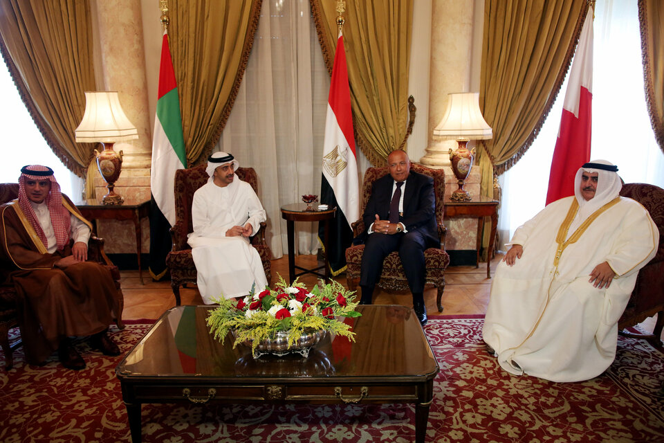 Egypt is standing by the list of demands it and three Gulf Arab countries made of Qatar and will keep sanctions against Doha in place, Foreign Minister Sameh Shoukry told his Kuwaiti counterpart on Monday (17/07). (Reuters Photo/Khaled Elfiqi)
