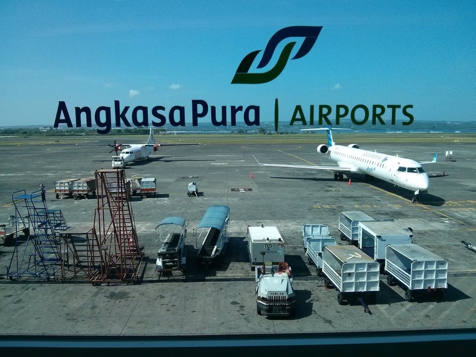 Angkasa Pura I, a state-owned operator of most of the airports in central and eastern Indonesia, has recorded 20 new domestic and 8 new international routes in the January-June period, amid efforts to increase the capacity of its airports. (JG Photo/Dion Bisara)