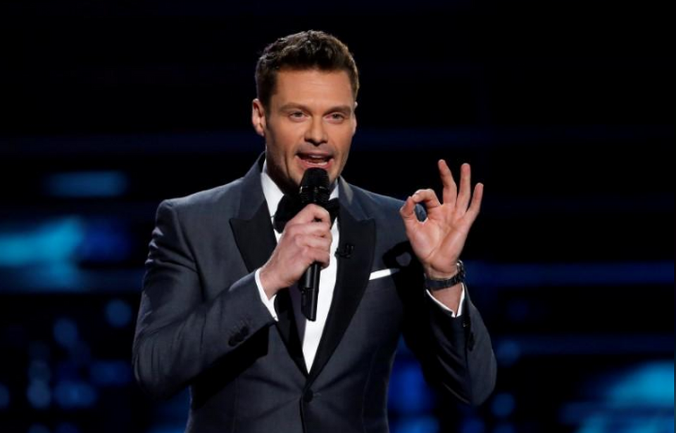 Show host Ryan Seacrest addresses the audience during the American Idol Grand Finale in Hollywood, California April 7, 2016. (Reuters Photo/Mario Anzuoni)