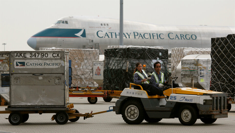 A resurgence in air cargo demand is bolstering earnings at Asian airlines and is set to remain particularly robust all year, a boost for many carriers as fierce competition squeezes margins in their mainstay passenger operations.  (Reuters Photo/Bobby Yip)