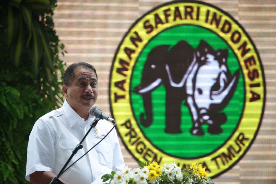 Tourism Minister Arief Yahya speaking during the official opening of the Baobab Safari Resort in Pasuruan, East Java, on Wednesday (02/08). (Photo courtesy of the Tourism Ministry)