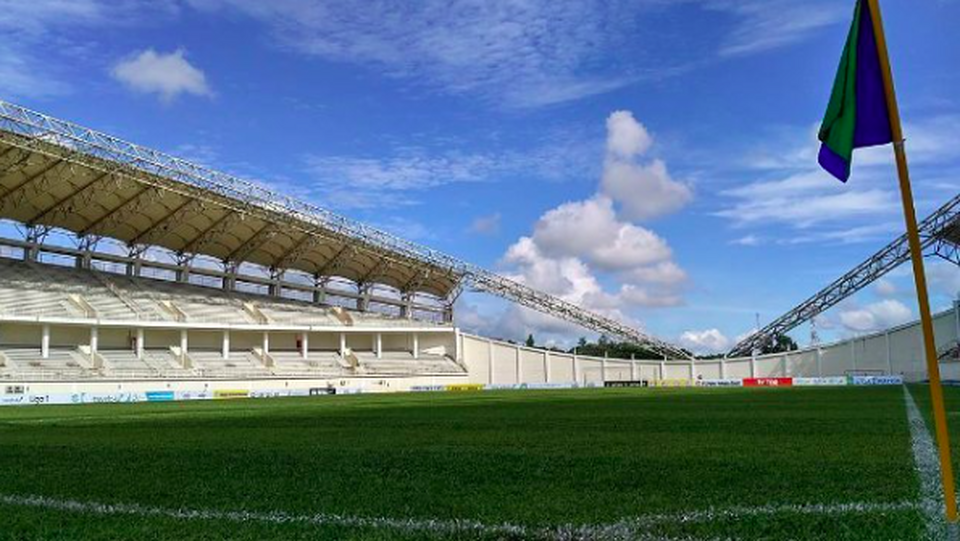 East Kalimantan is going to hold the 2017 Balikpapan Masters Cup, gathering football legends from Arsenal, Liverpool and the Indonesian national team at the Batakan Stadium in Balikpapan on Nov. 5. (Photo courtesy of the Batakan Stadium official Instagram account)