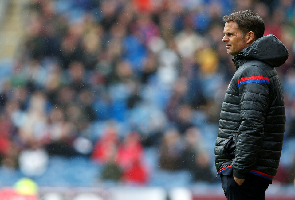 Crystal Palace sacked new manager Frank de Boer four games into the Premier League season on Monday (11/09) after suffering the worst start to an English top-flight campaign for nearly 100 years. (Reuters Photo/Andrew Yates)