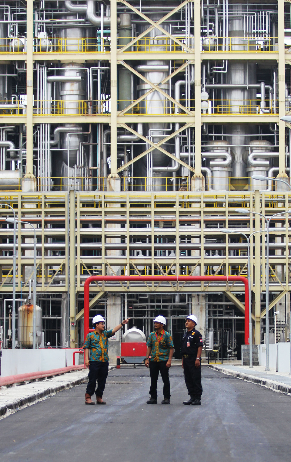 Sinar Mas Cepsa inaugurated its oleochemical plant in Dumai, Riau, on Thursday (14/09). (Antara Photo/Aswaddy Hamid)