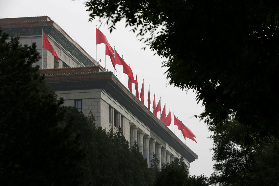 Red flags are seen on the top of the Great Hall of the People during the ongoing 19th National Congress of the Communist Party of China in Beijing, China October 21, 2017. (Reuters Photo/Jason Lee)