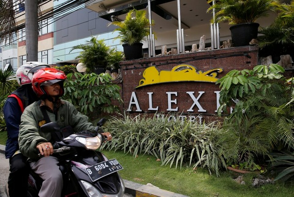 Capital Investment and One-Stop Integrated Services, or PTSP, Jakarta decided not to extend the operation permit for the notorious Alexis Hotel due to specific violations, including a failure to 'prevent vice,' an official said on Monday (30/10). (Reuters Photo/Beawiharta))
