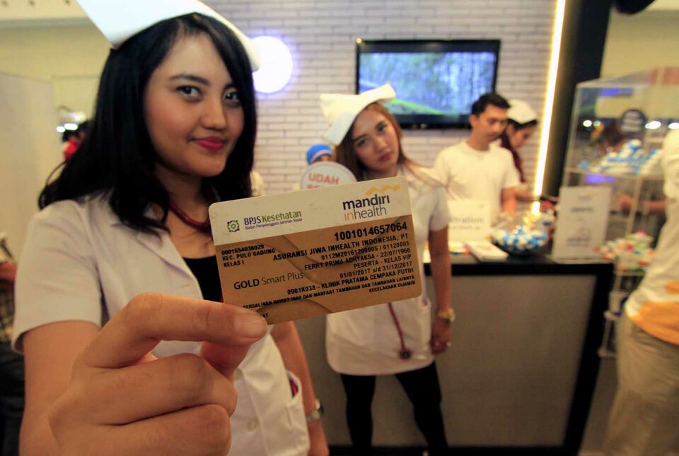 Free health inspection to the visitors of Mandiri Inhealth booth at Mandiri Pekan Raya Indonesia 2017, at ICE BSD, 21 October 2017. Mandiri Inhealth intensively promotes healthy lifestyle in accordance with promotive and preventive concept in managed care system owned by Mandiri Inhealth. By the end of September, 1.4 million participants have already received health and life insurance coverage from Mandiri Inhealth. Courtesy Photo of Mandiri inhealth