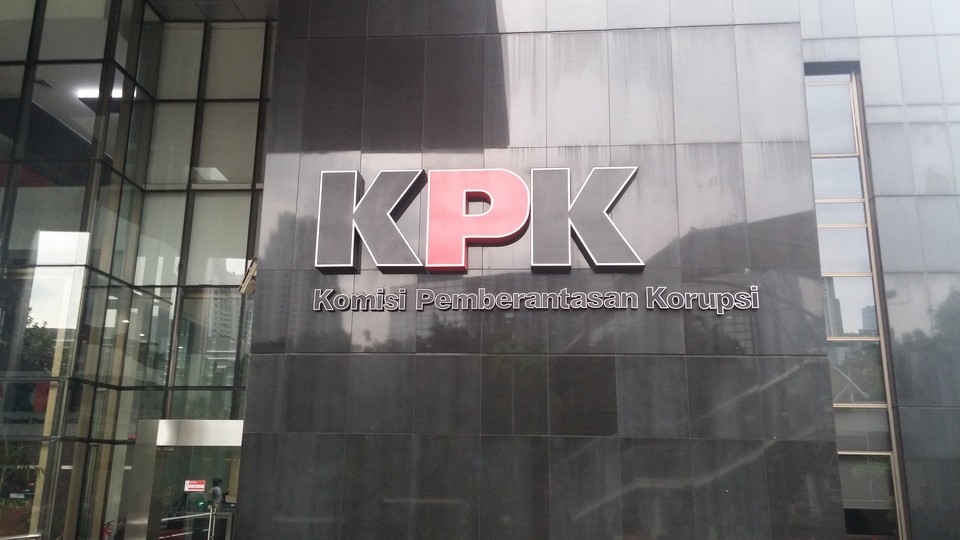 Corruption Eradication Commission (KPK) investigators questioned several politicians on Tuesday (09/01) as witnesses in a high-profile graft case related to a government project involving electronic national identity cards (e-KTP). (JG Photo/Amal Ganesha)