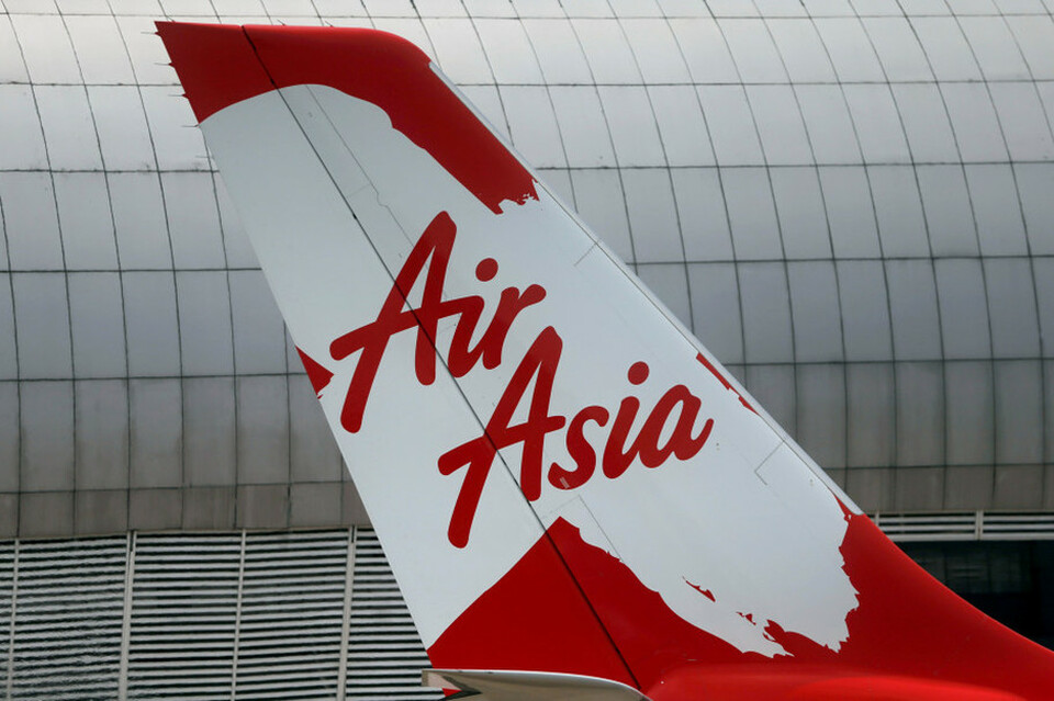Air Asia, Southeast Asia's largest budget airline, announced new direct flights from Singapore to Sumatra’s capital cities Medan and Padang. (Reuters Photo/Beawiharta)