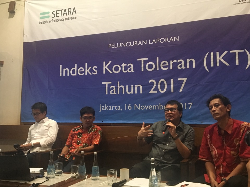 Jakarta ranked at the bottom of the list of tolerant cities in Indonesia, due to a rise in religion-based identity politics prior to, during and after this year's gubernatorial election, research by human rights group, the Setara Institute, showed on Thursday (16/11). (JG Photo/Sheany)
