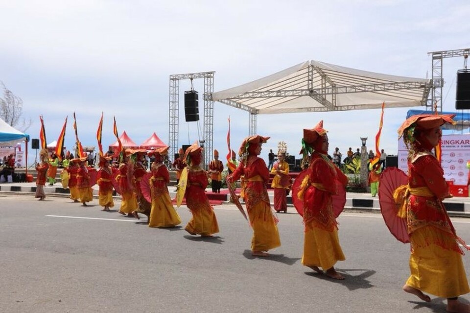 West Sumatra held a multicultural festival in Sawahlunto from Nov. 25 to Dec.1 to celebrate the 129th anniversary of the city. (Photo courtesy of the Ministry of Tourism)