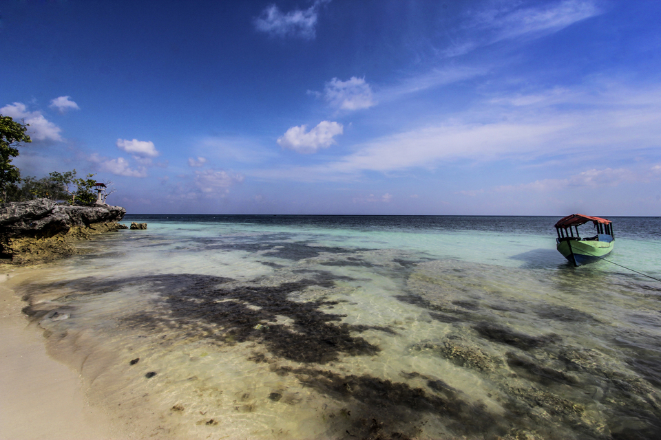 The Ministry of Tourism is set to hold a focus group discussion, or FGD, on targeting the marine tourism market in Wakatobi, Southeast Sulawesi. (JG Photo/Yudha Baskoro)