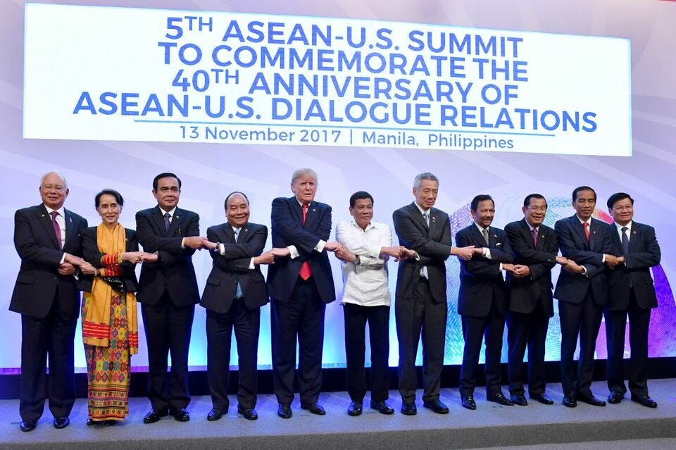 President Joko 'Jokowi' Widodo expressed hope on Monday (13/11) that a partnership between the Association of Southeast Asian Nations and the United States can contribute to world peace and prosperity, considering that the agreement includes political, security and economic cooperation. (Photo courtesy of the Presidential Office Press Bureau)