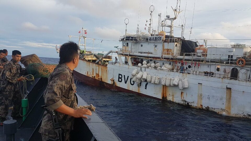 The Maritime and Fisheries Monitoring Task Force (PSDKP) seized Fu Yuan Yu 831 in the Timor Sea on Nov. 29. (Photo courtesy of PSDKP) 
