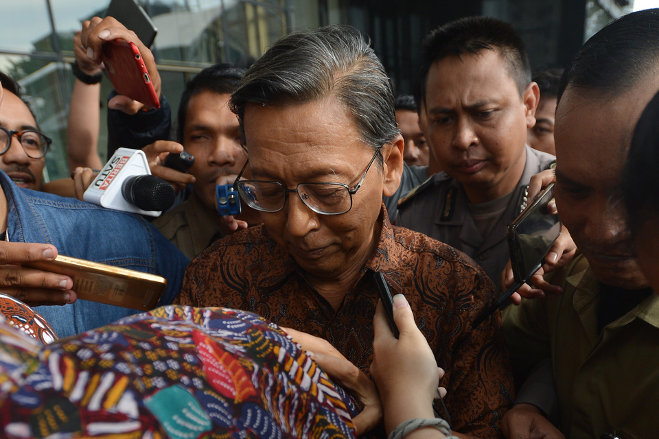 Former Vice President Boediono was questioned by the Corruption Eradication Commission (KPK) on Thursday (28/12). (Antara Photo/Wahyu Putro A)