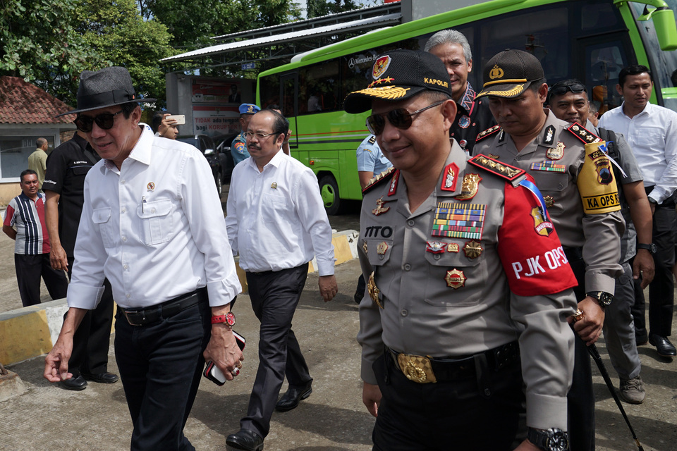 Indonesia's National Police Chief Tito Karnavian, right. (Antara Photo/Idhad Zakaria)
